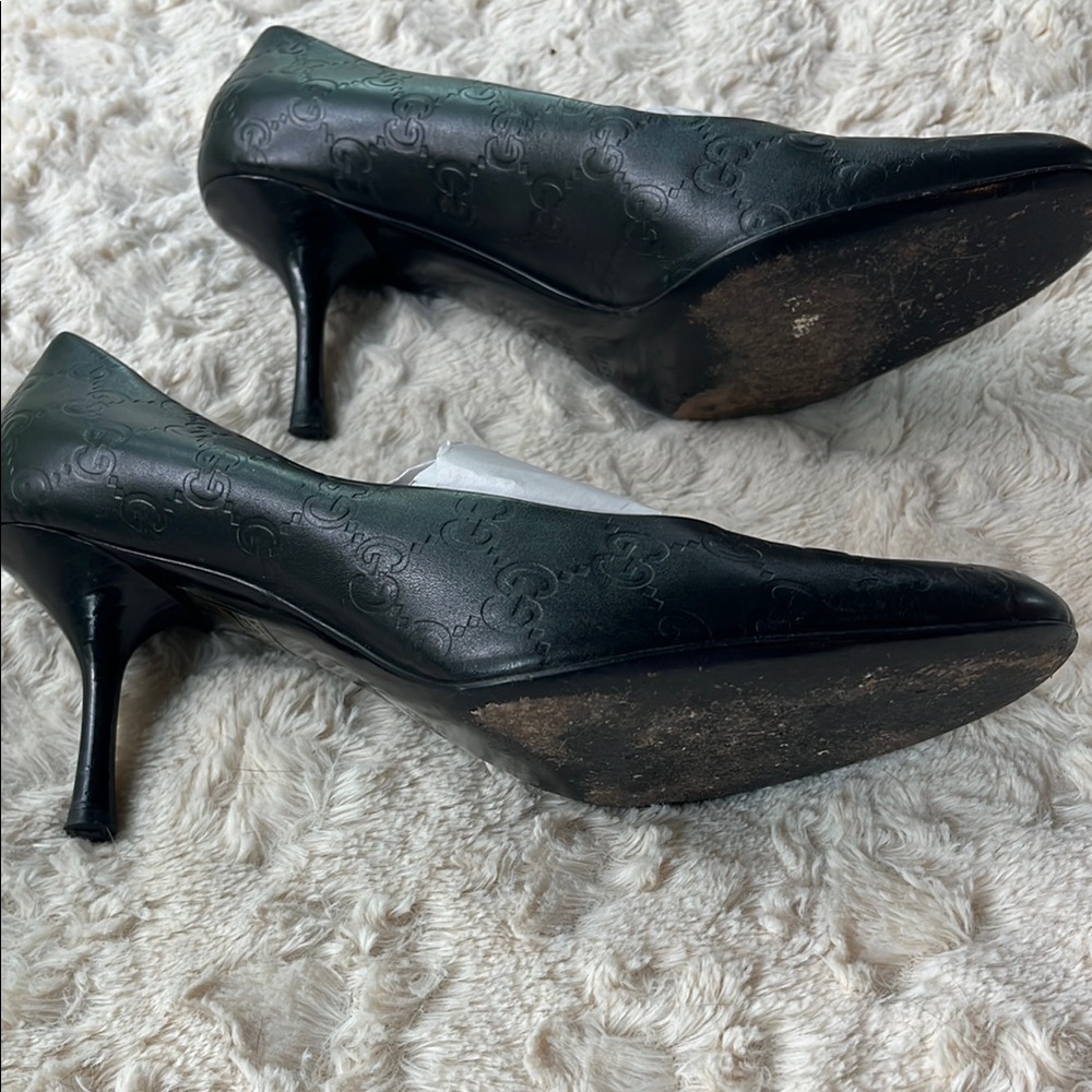 Gucci 39 1/2 C Black Embossed Leather Shoes Round Toe 👍 Low Heel Comfortable! - Picture 8 of 9